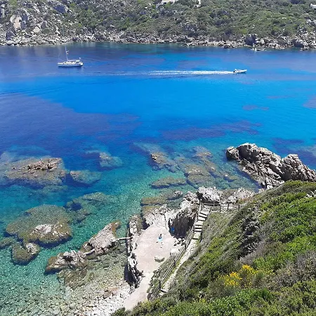 Apartamento Overlooking The Sea Santa Teresa Gallura